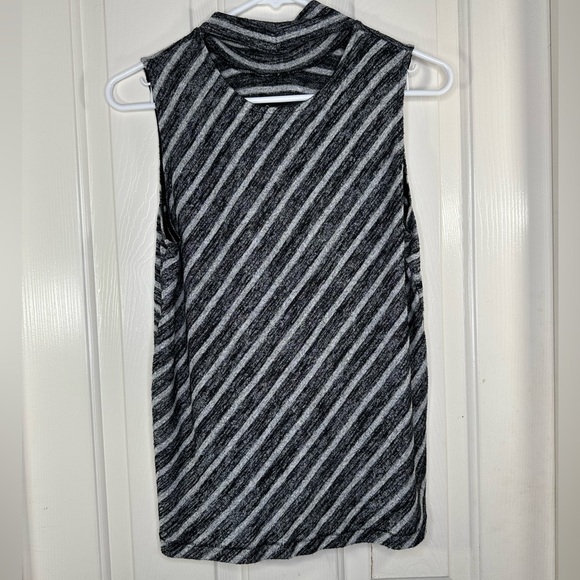 Rag & Bone Thea Gray striped mock neck sleeveless top size small - Picture 3 of 9